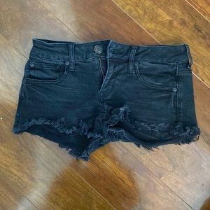 American Eagle Size 4 Black Jean Shorts LIKE NEW